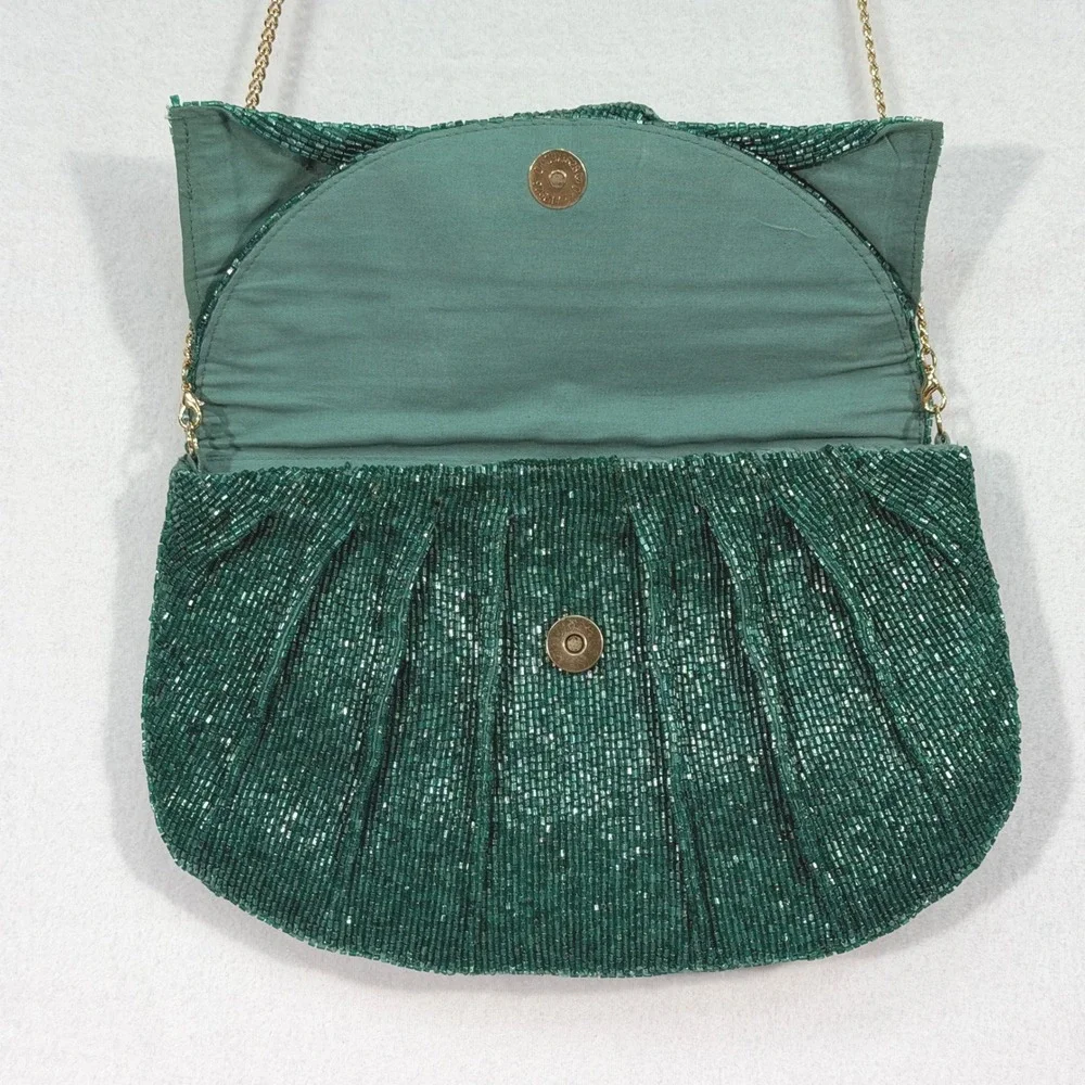 Maeve‎ Anthropologie Green Beaded Bow Clutch Chain Strap NWOT